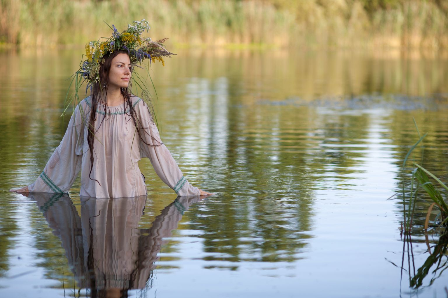 Slavic girls in Campus dos Goitakazis